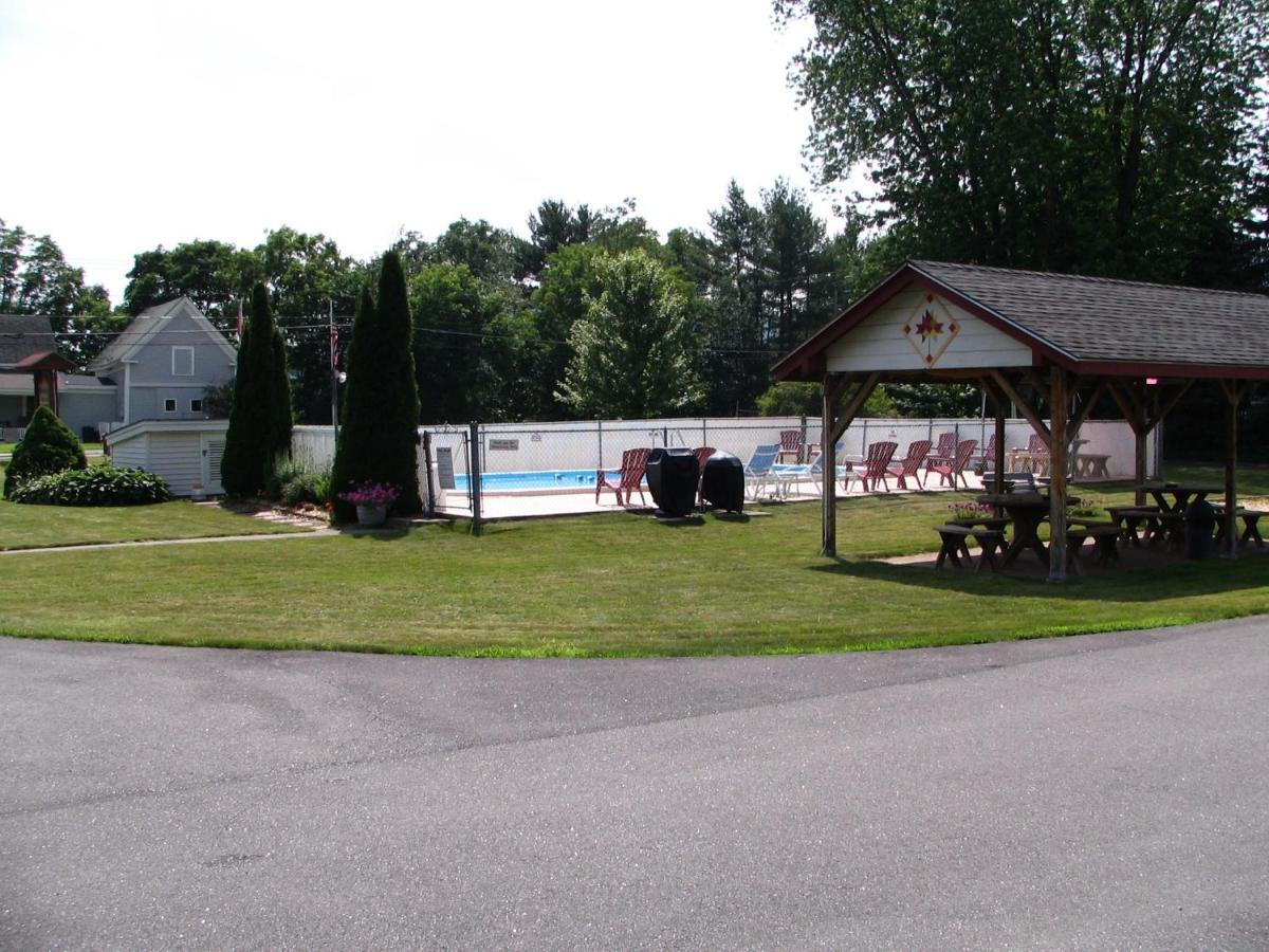 Maple Leaf Motel Littleton Exteriör bild
